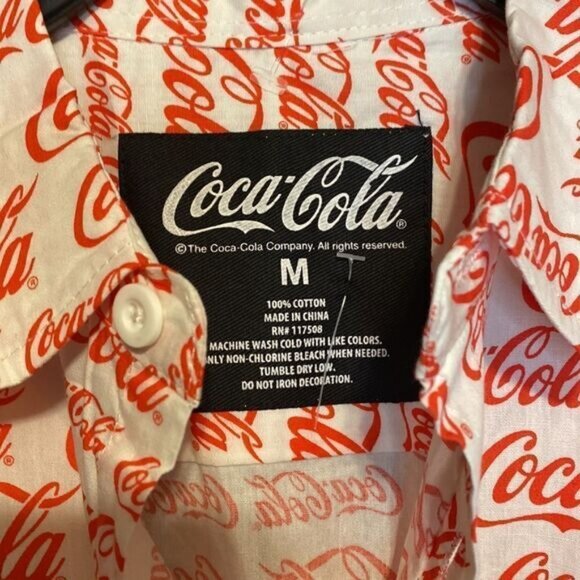 Coca-Cola Logo Short Sleeve Button-Up Shirt Medium Red & White Cotton - Picture 2 of 3